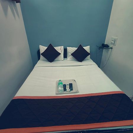 Hotel Golden Arch Bangalore Esterno foto